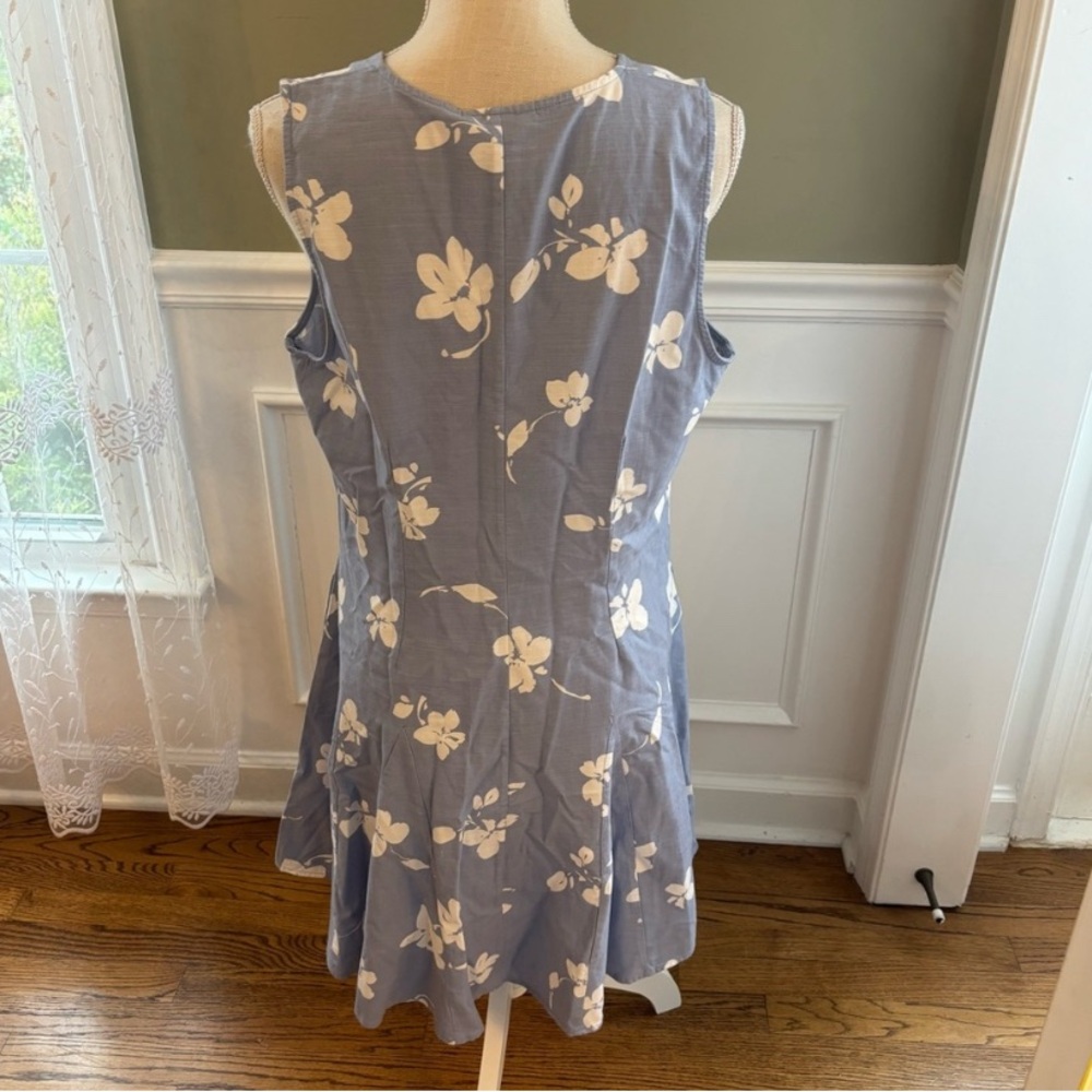 Universal Thread Light Blue and White Patterned Top - Picture 6 of 7